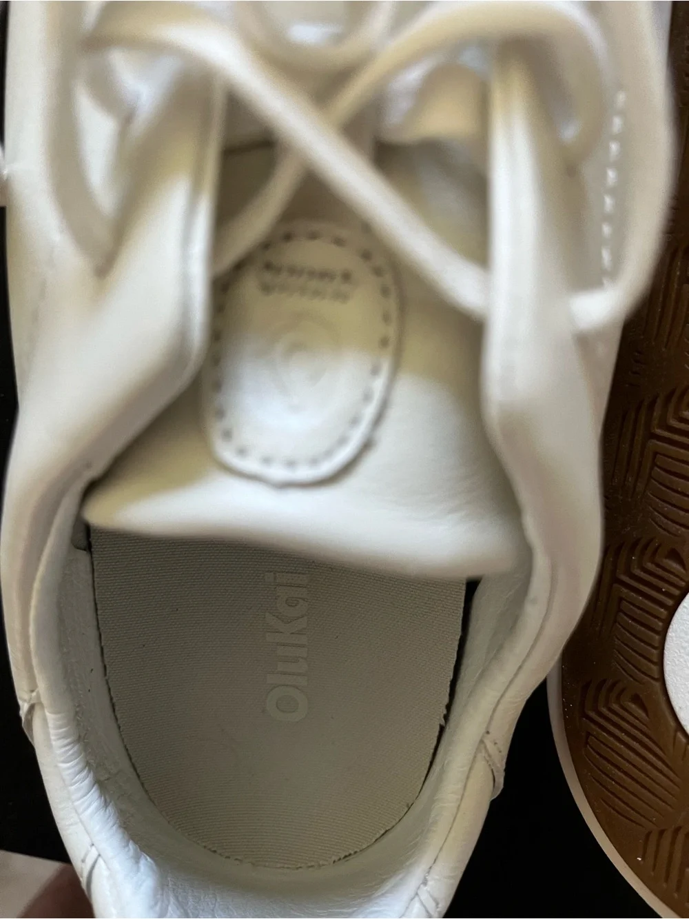 OluKai Women's White Leather Low-Top Sneakers